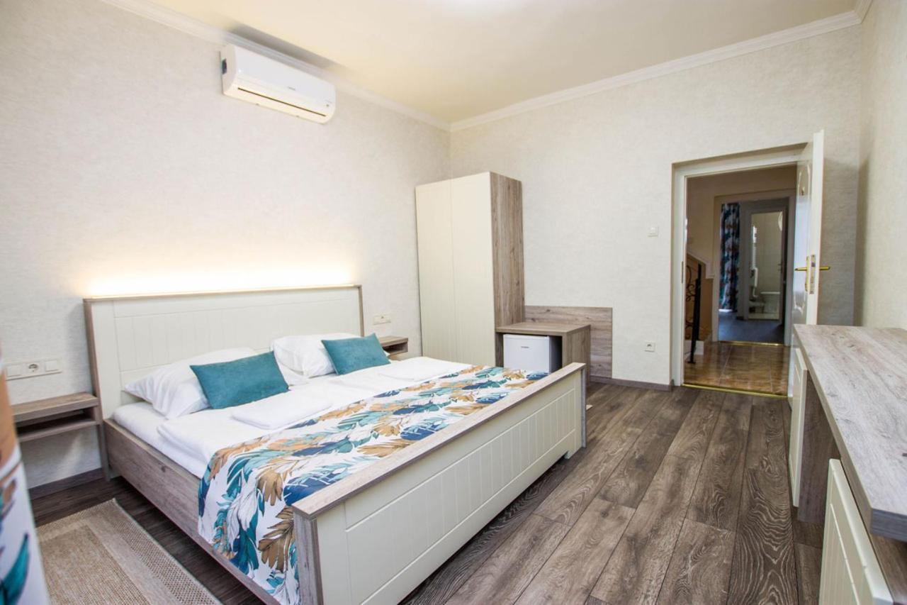 Jarja Panzio Hotel Hajdúszoboszló Eksteriør billede