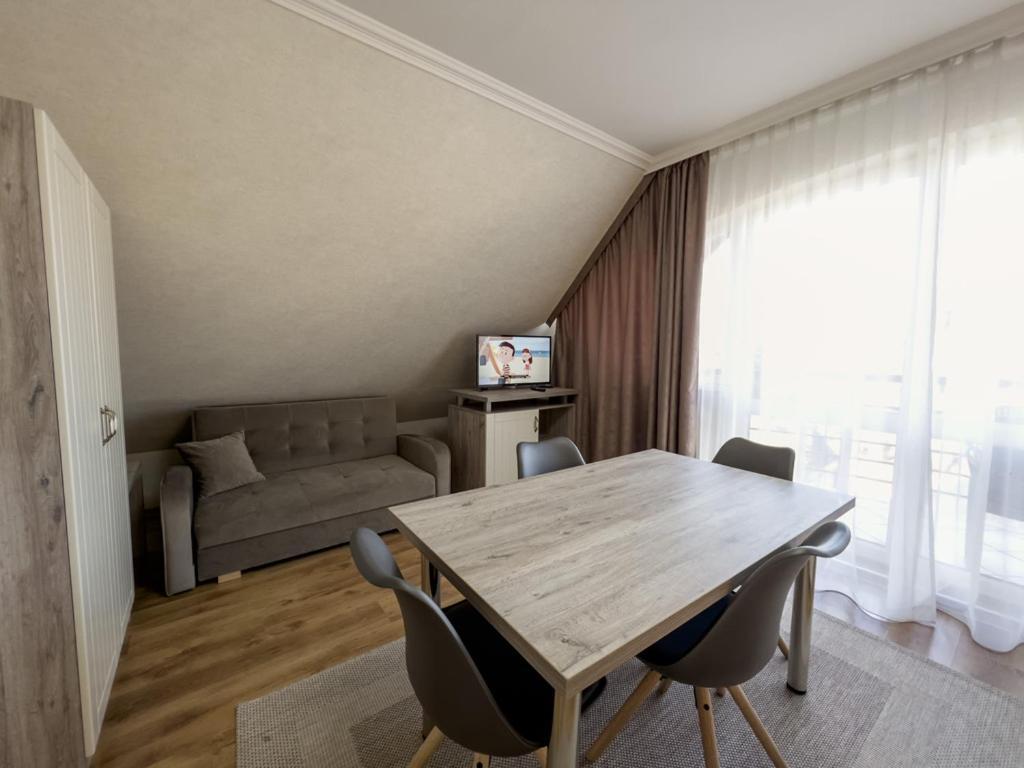 Jarja Panzio Hotel Hajdúszoboszló Eksteriør billede